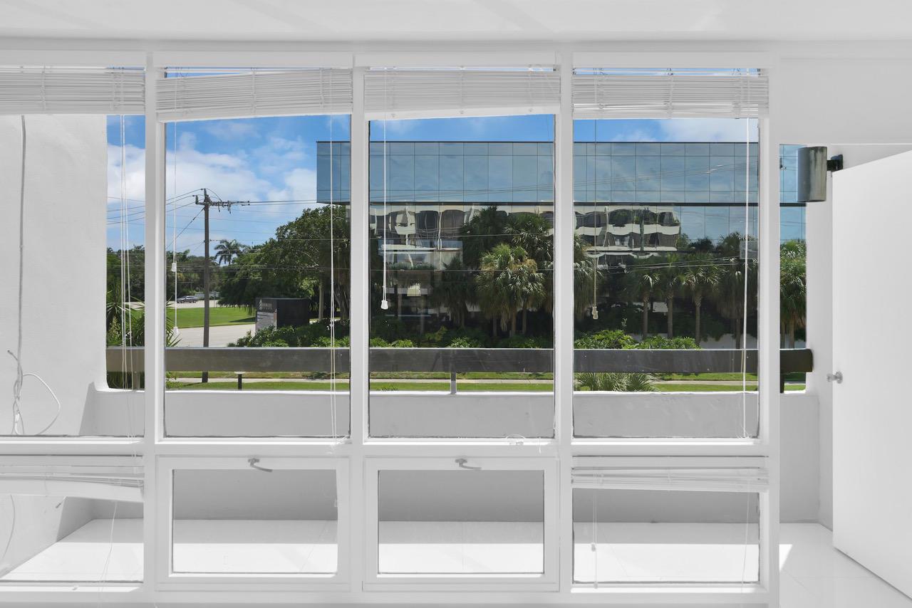 POINTE CONDO - Residential