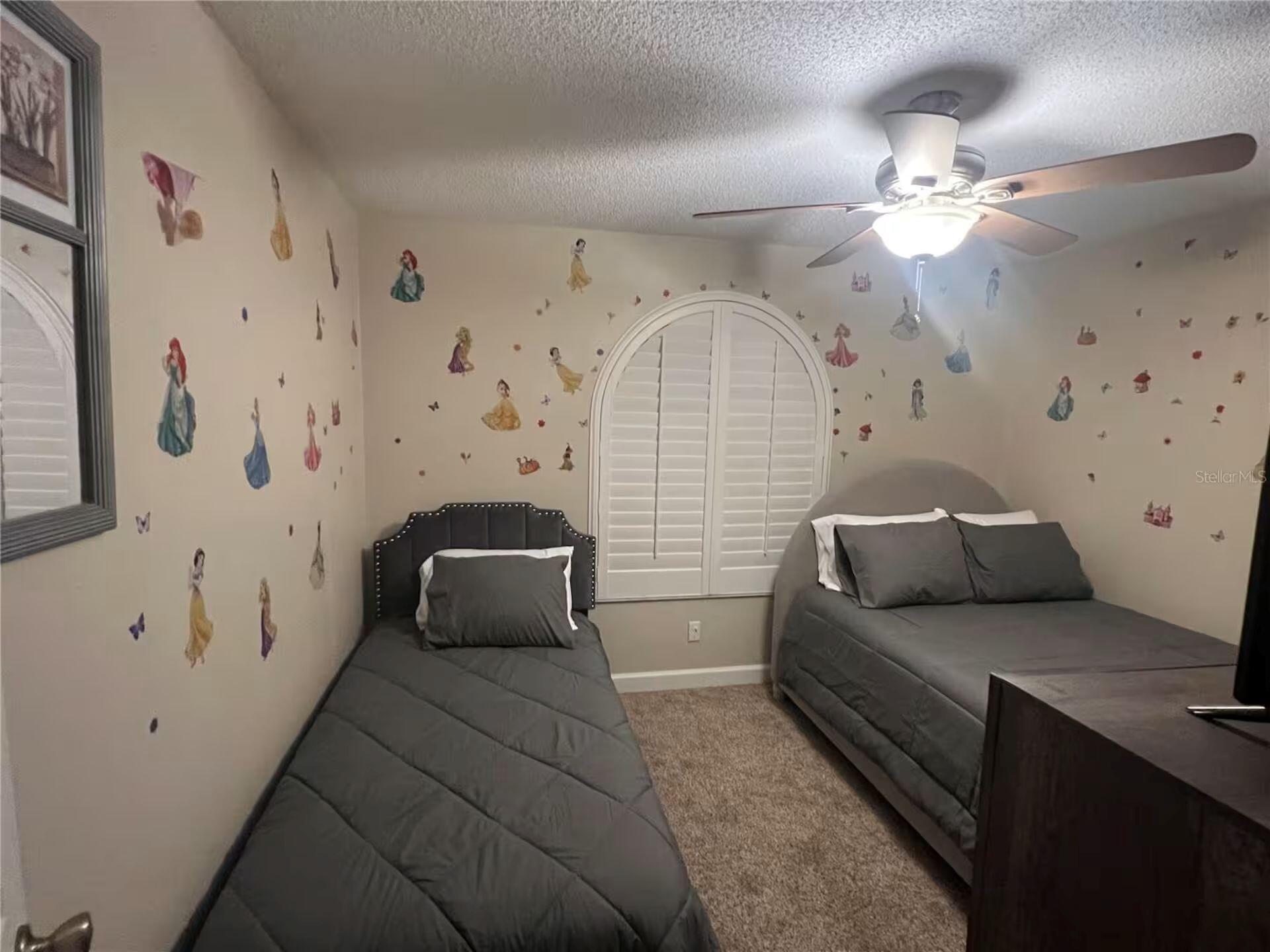 LAKESIDE AT BASS LAKE - Residential