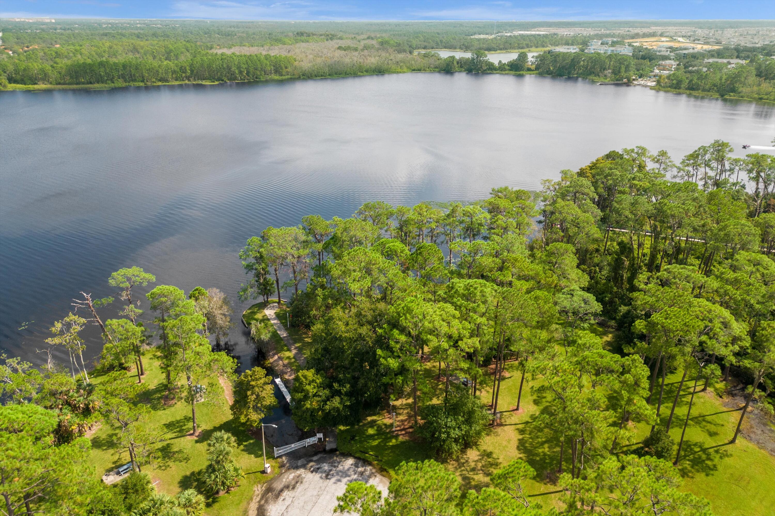 LAKESIDE AT BASS LAKE - Residential
