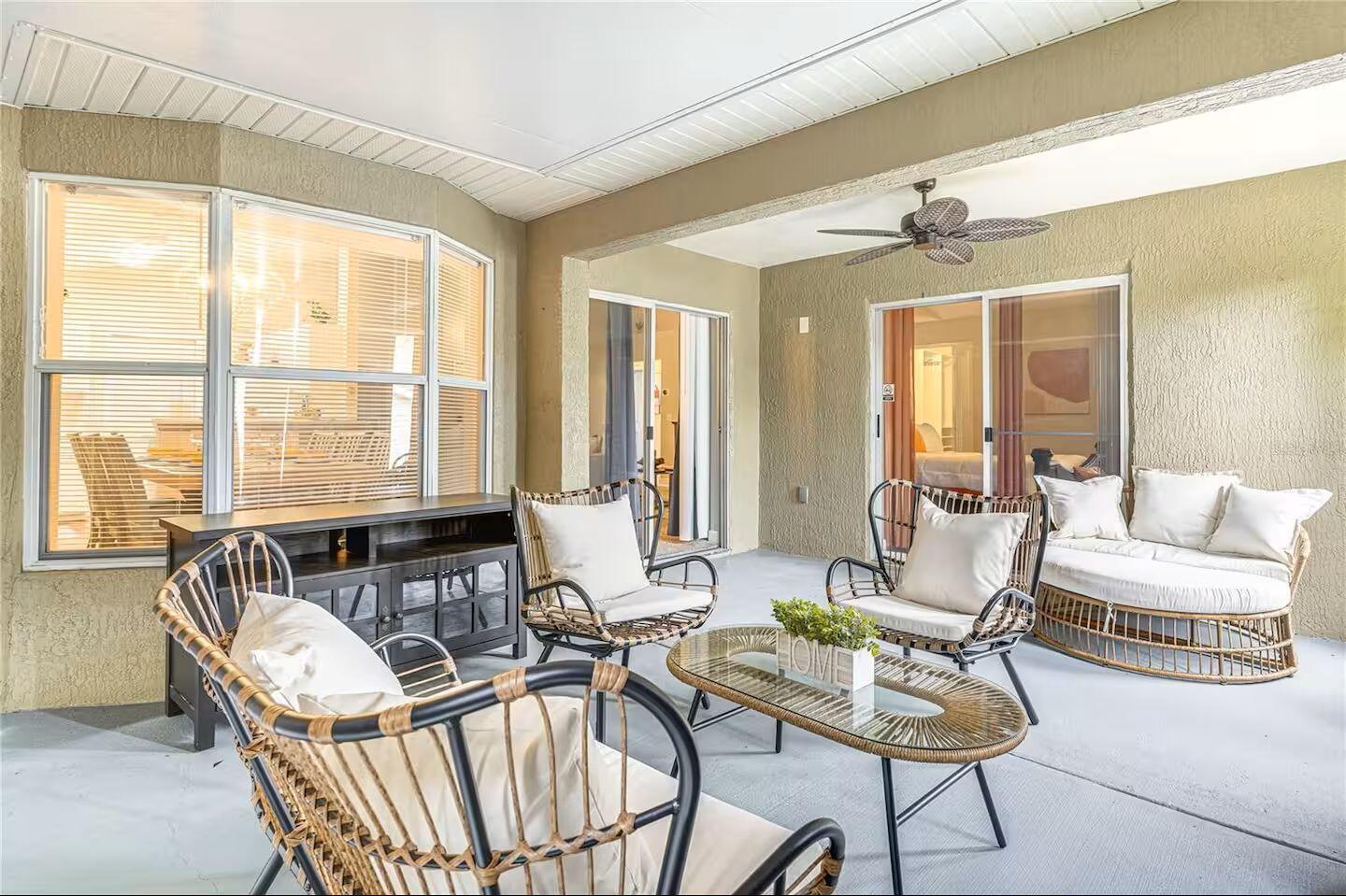 LAKESIDE AT BASS LAKE - Residential