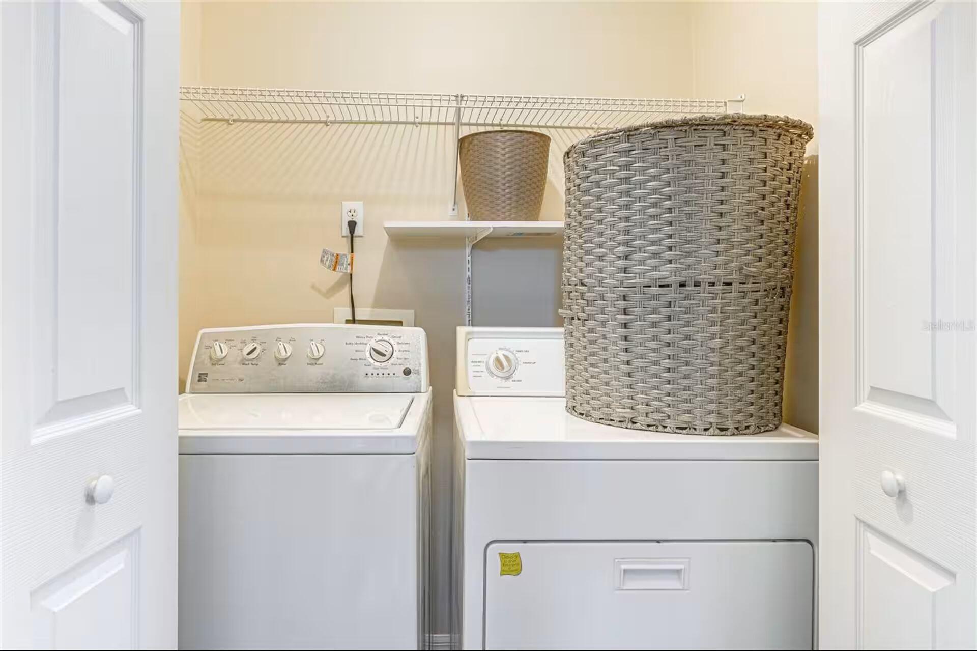 LAKESIDE AT BASS LAKE - Residential