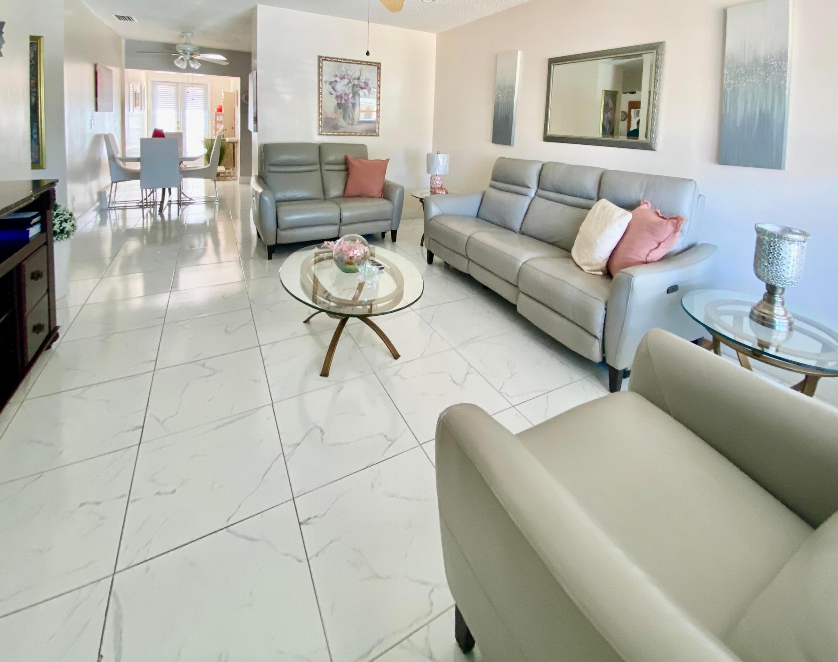 Cannongate Pl 1A - Residential