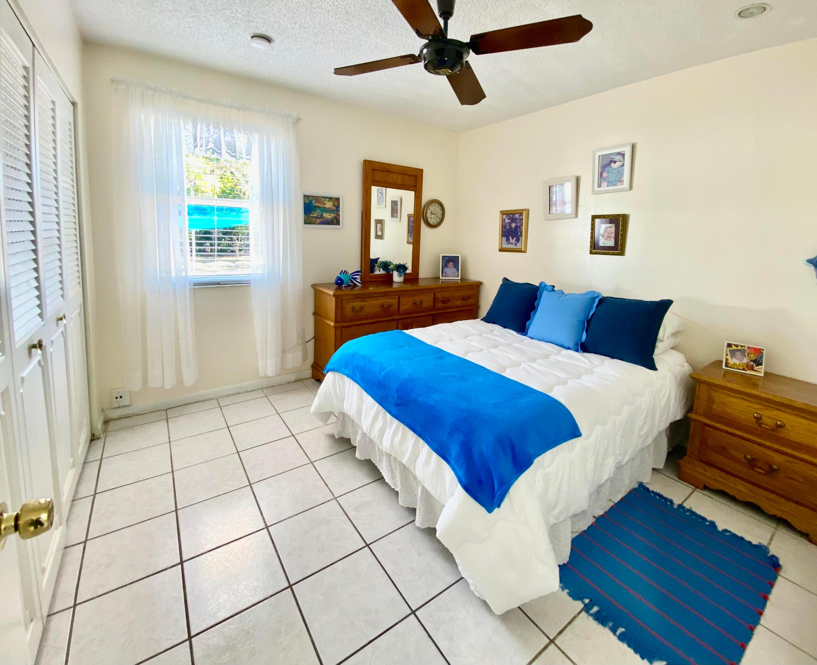 Cannongate Pl 1A - Residential