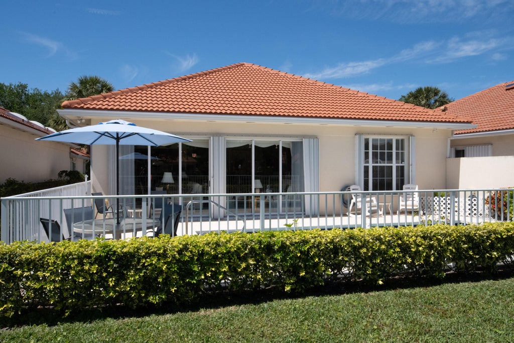 Photo of 618 Rosa Court, Palm Beach Gardens, FL 33410 (MLS # R11074124)