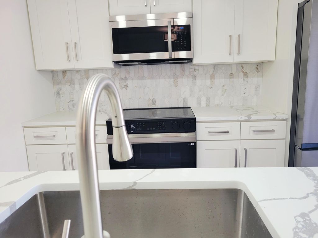 Photo of 201 2nd Way, West Palm Beach, FL 33407 (MLS # R11160023)