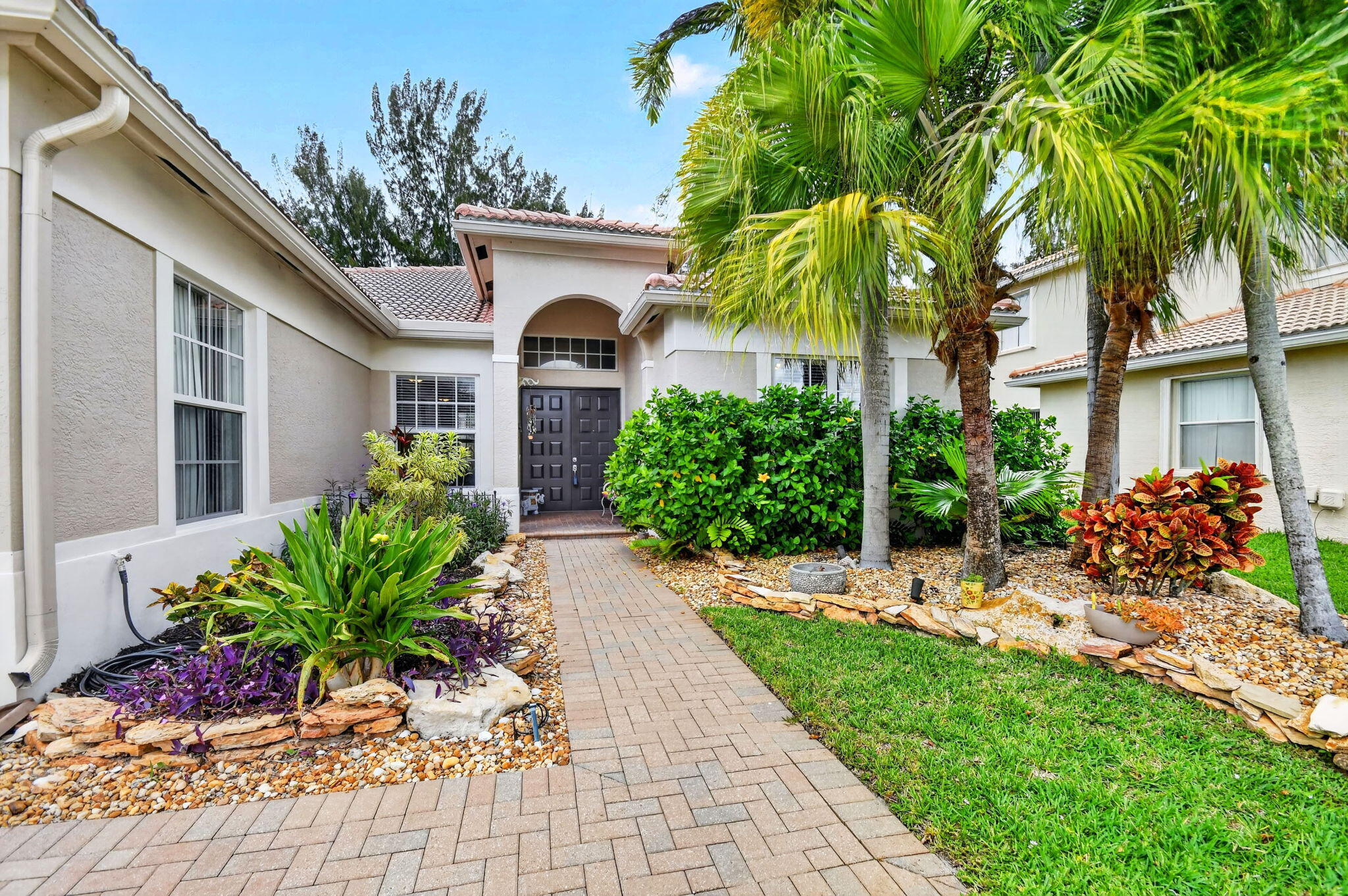 198 Bella Vista Way