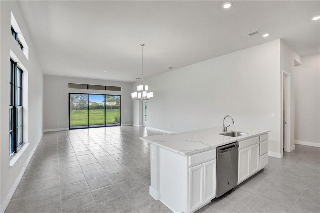 MCJUNKIN FARMS PLAT - Residential