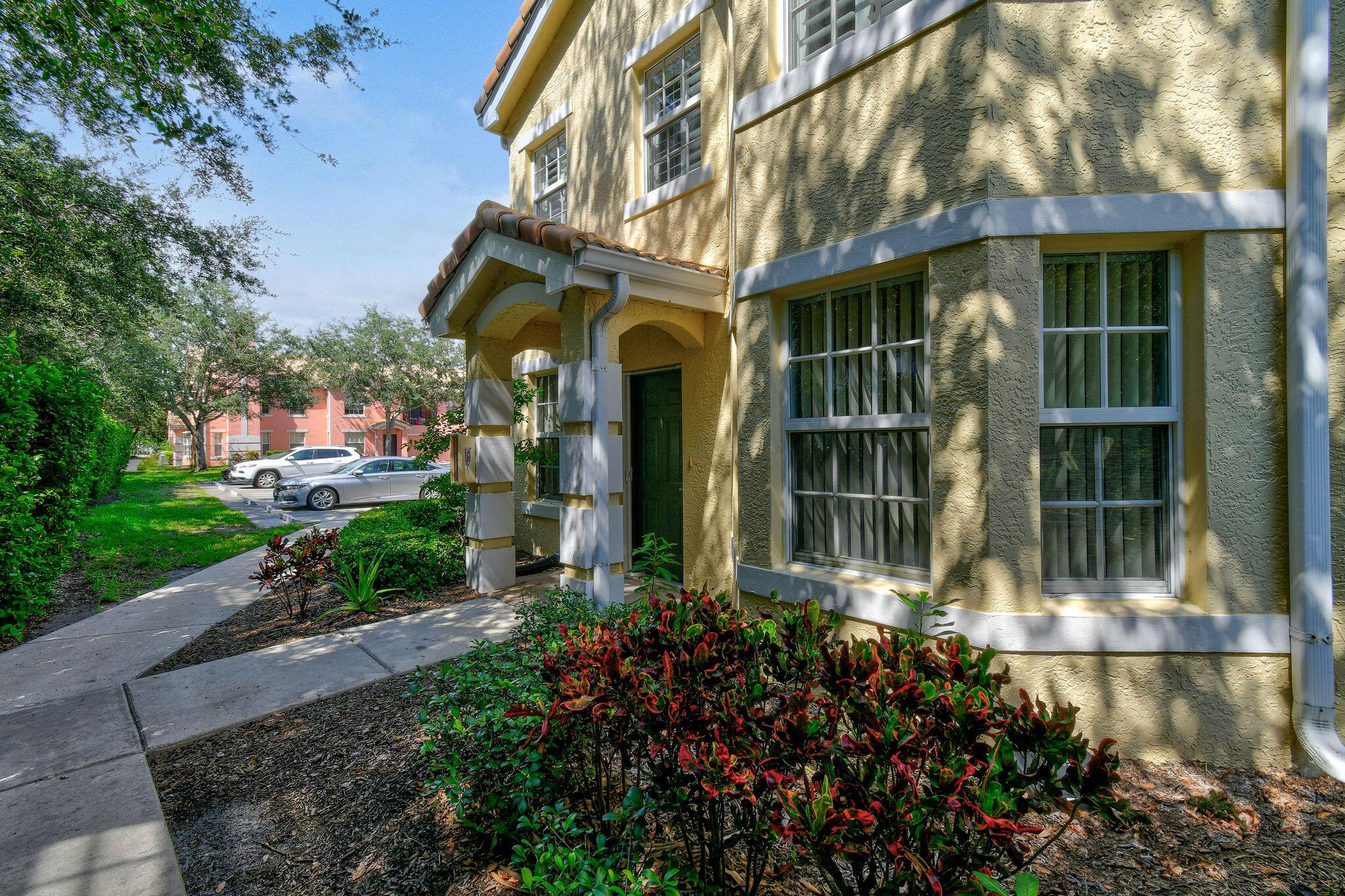 THE BELMONT AT ST LUCIE W - Residential Lease