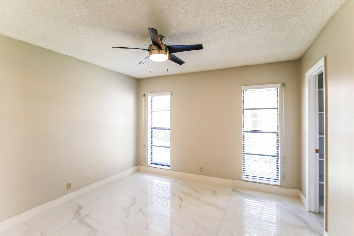 Shadow Wood 80-38 B - Residential