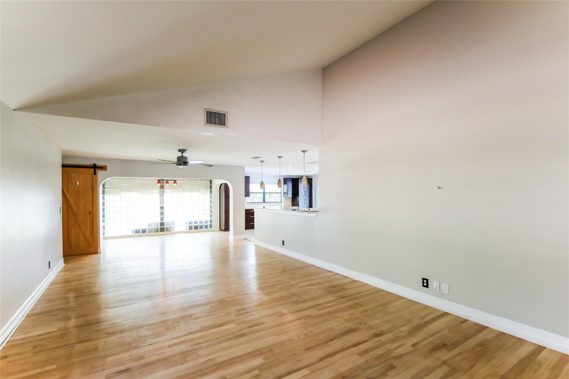 Shadow Wood 80-38 B - Residential