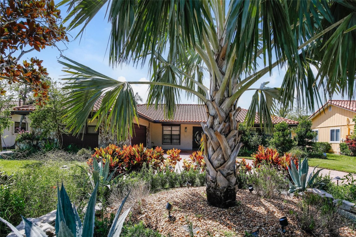 Shadow Wood 80-38 B - Residential