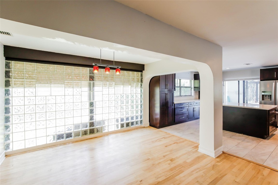 Shadow Wood 80-38 B - Residential