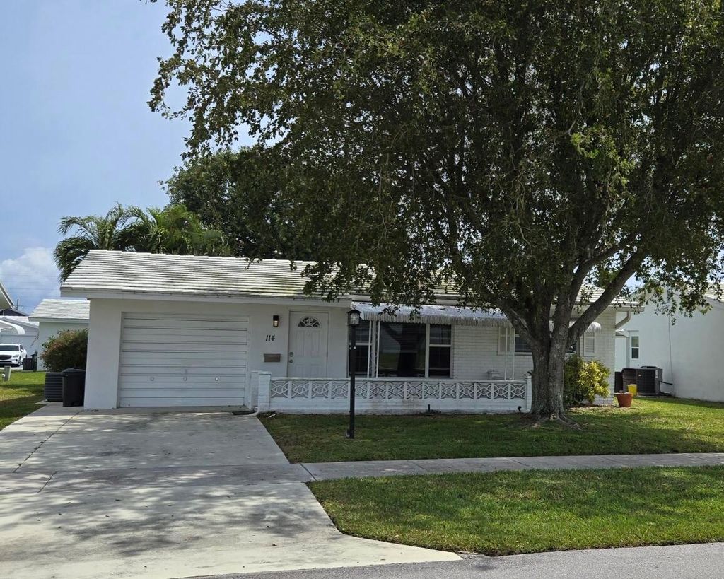 Photo of 114 Leisureville Boulevard, Boynton Beach, FL 33426 (MLS # R11074903)