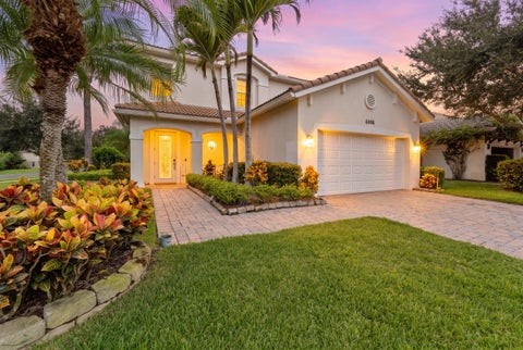 Photo of 6088 SE Crooked Oak Avenue, Hobe Sound, FL 33455 (MLS # B26077253)