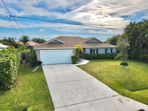 A home in Port St Lucie