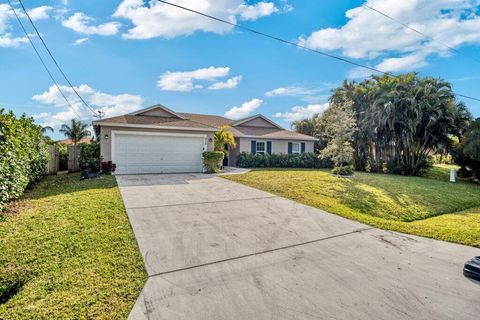 A home in Port St Lucie