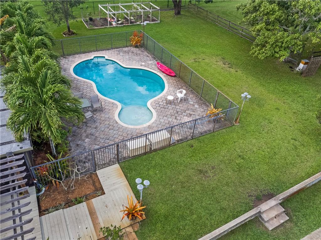 OAK HILL/FLA FRUIT LANDS - Residential