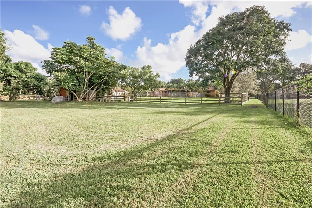 OAK HILL/FLA FRUIT LANDS - Residential