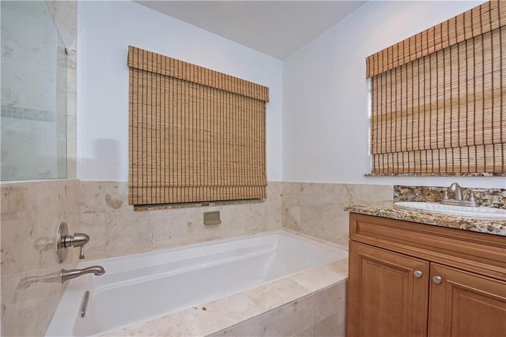 OAK HILL/FLA FRUIT LANDS - Residential