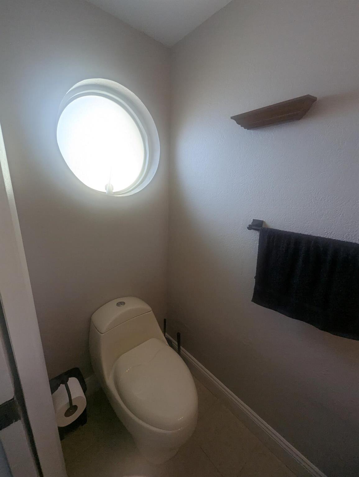 SPRINGTREE LAKES - Residential Lease