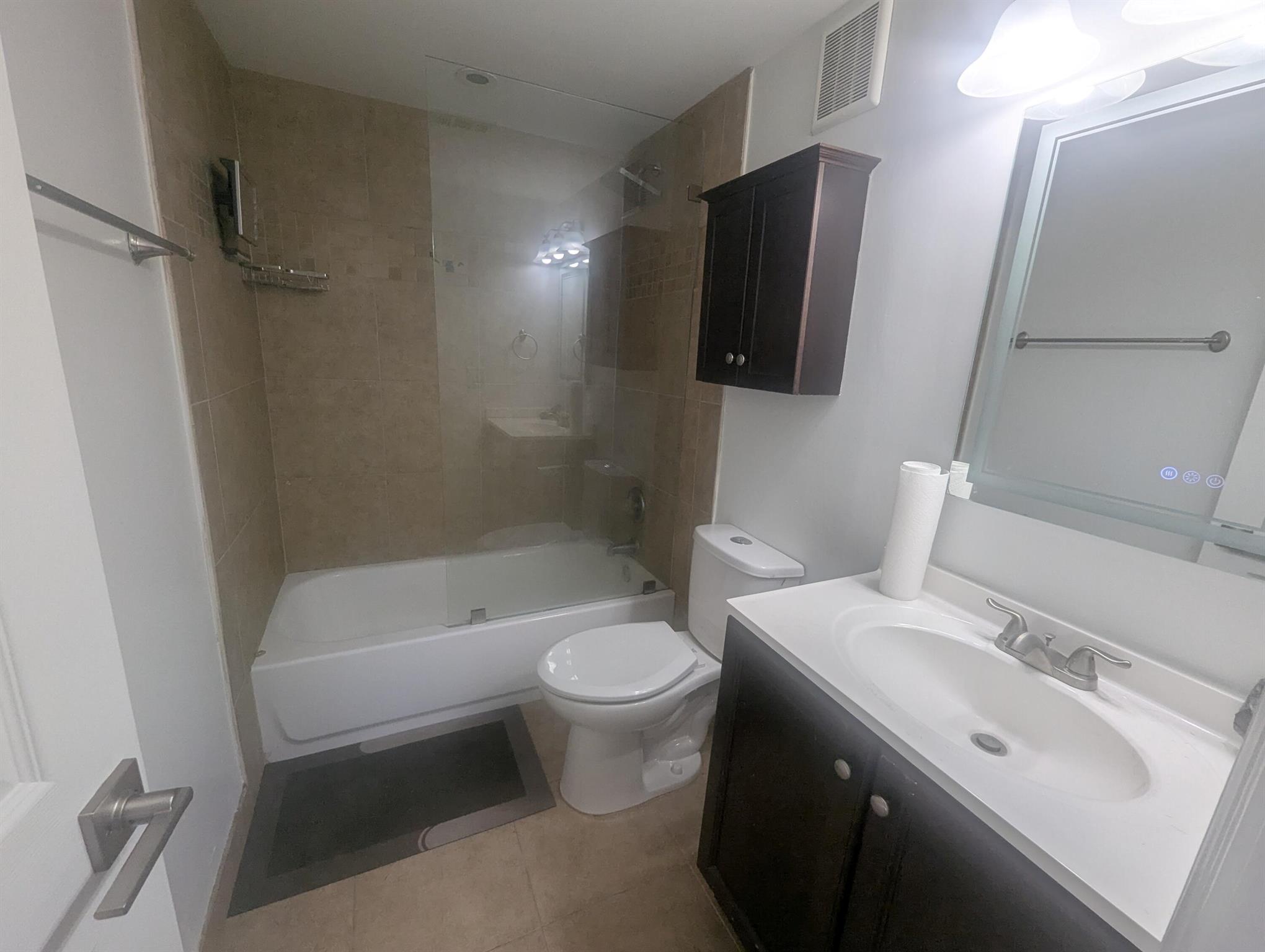 SPRINGTREE LAKES - Residential Lease