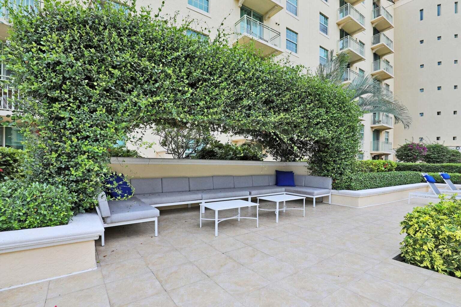 610 CLEMATIS CONDO - Residential Lease