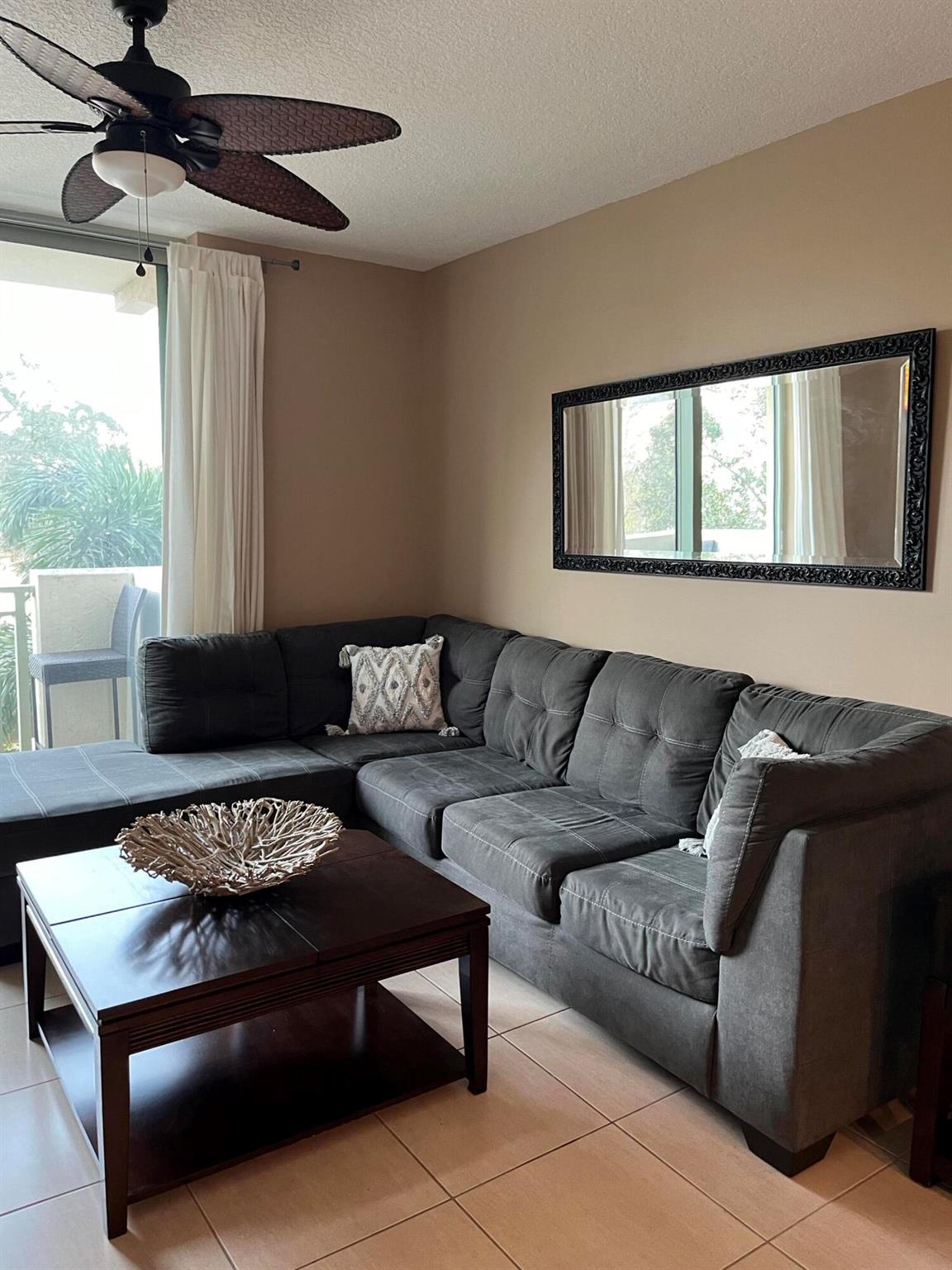 610 CLEMATIS CONDO - Residential Lease