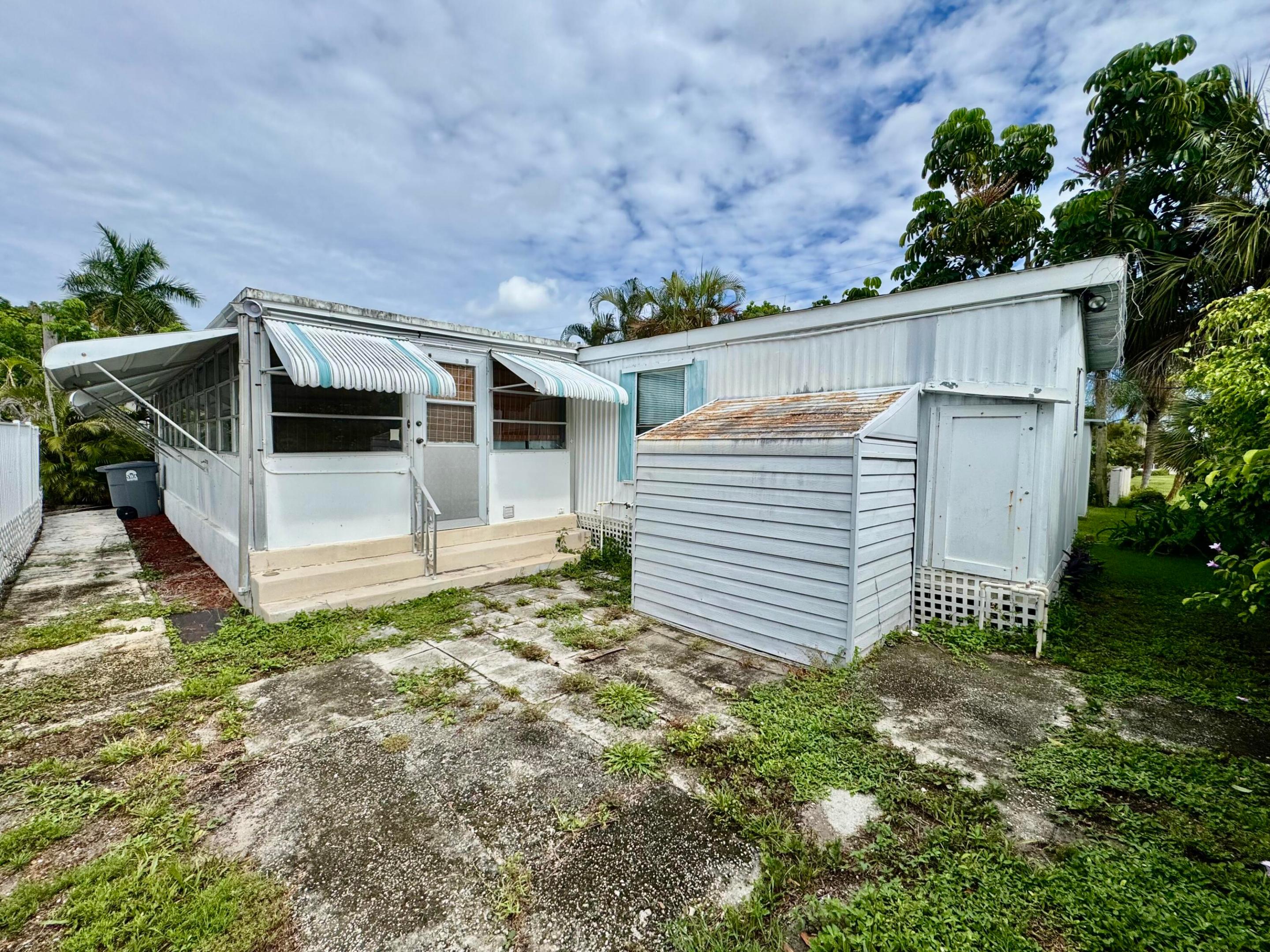 PARRY TRAILER VILLAGE - Residential