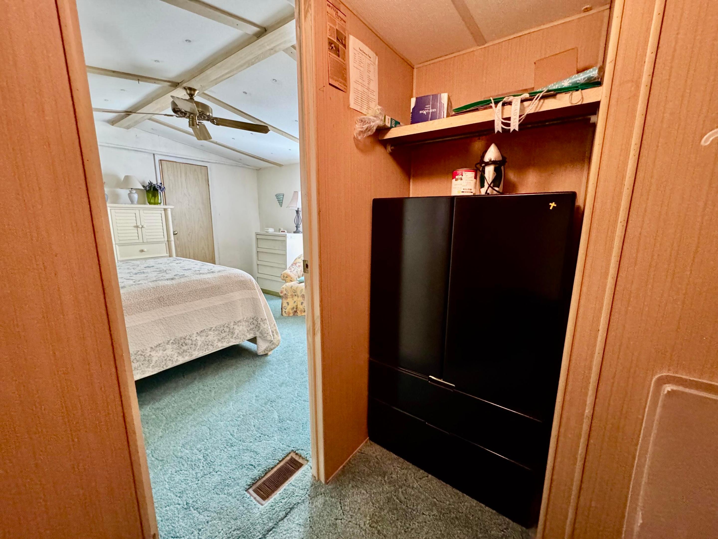 PARRY TRAILER VILLAGE - Residential