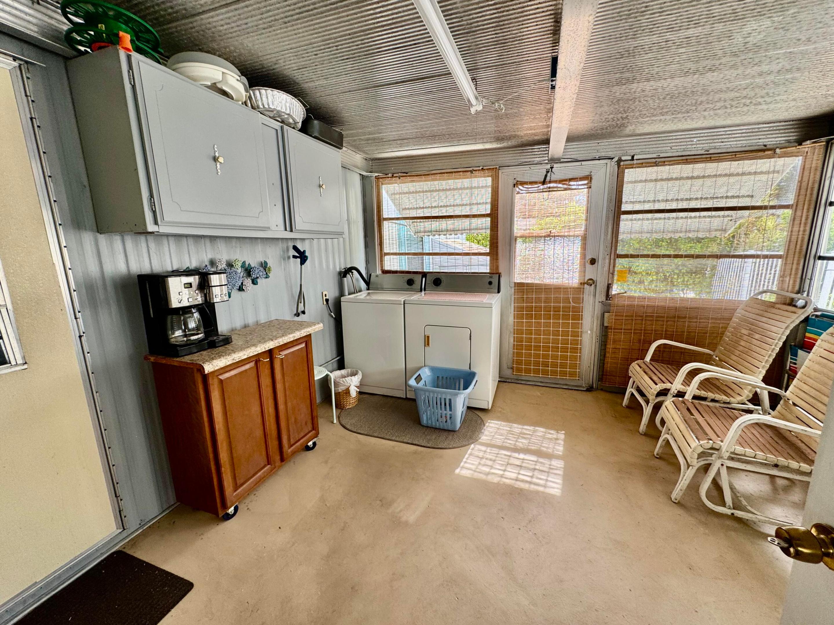 PARRY TRAILER VILLAGE - Residential