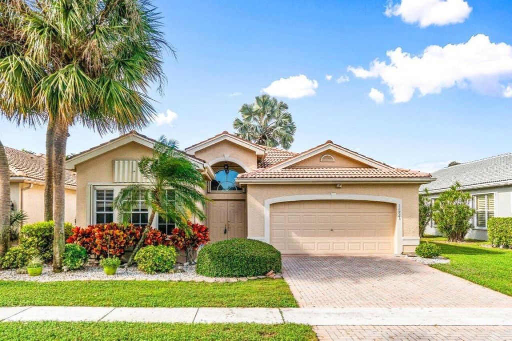 Photo of 11923 Arias Avenue, Boynton Beach, FL 33437 (MLS # R11151641)