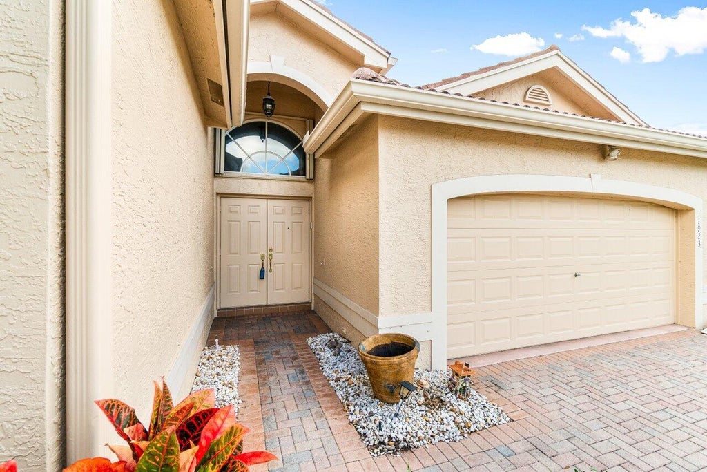 Photo of 11923 Arias Avenue, Boynton Beach, FL 33437 (MLS # R11151641)