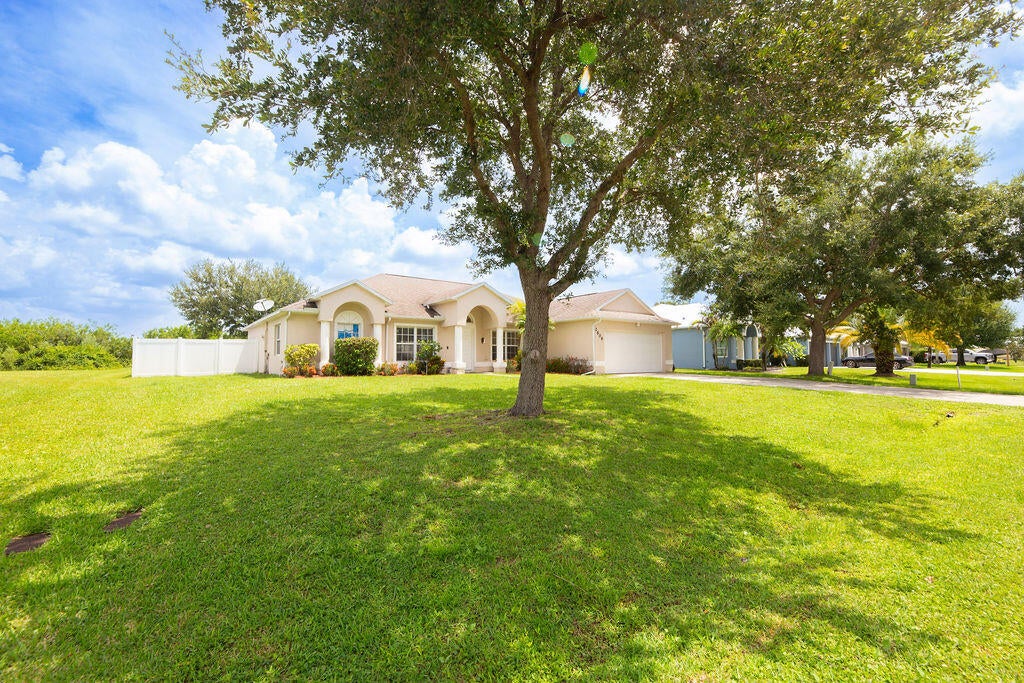 2606 Serenity Circle N