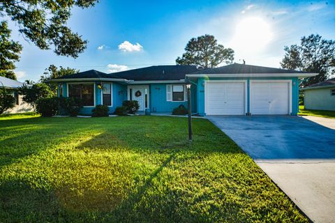 A home in Port St Lucie