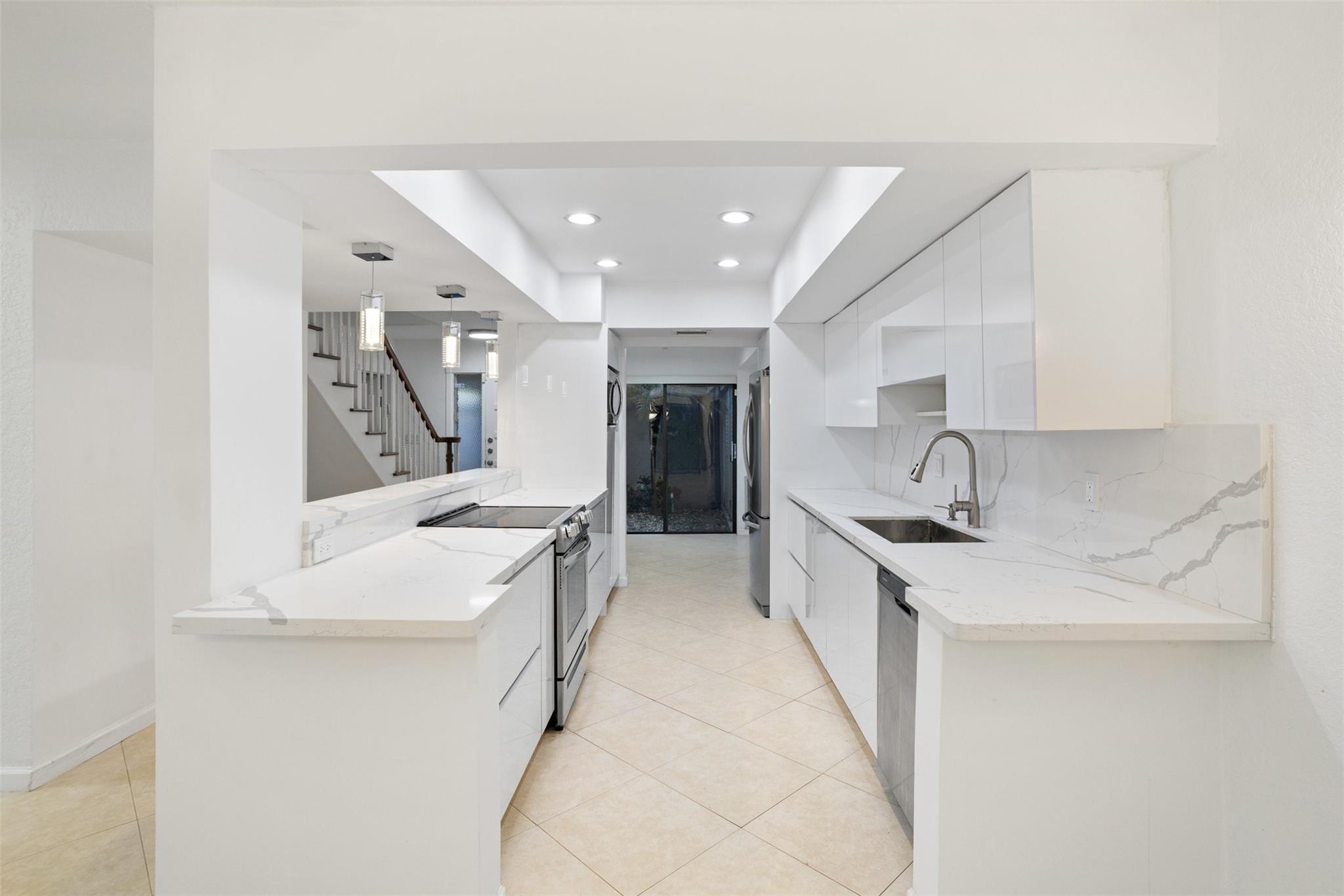 2305 Saint Andrews Rd 129