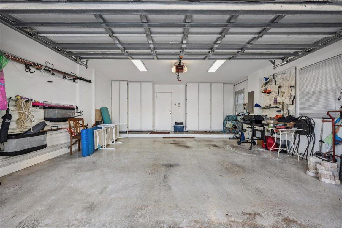 VENETIAN ISLES 3RD SEC - Residential