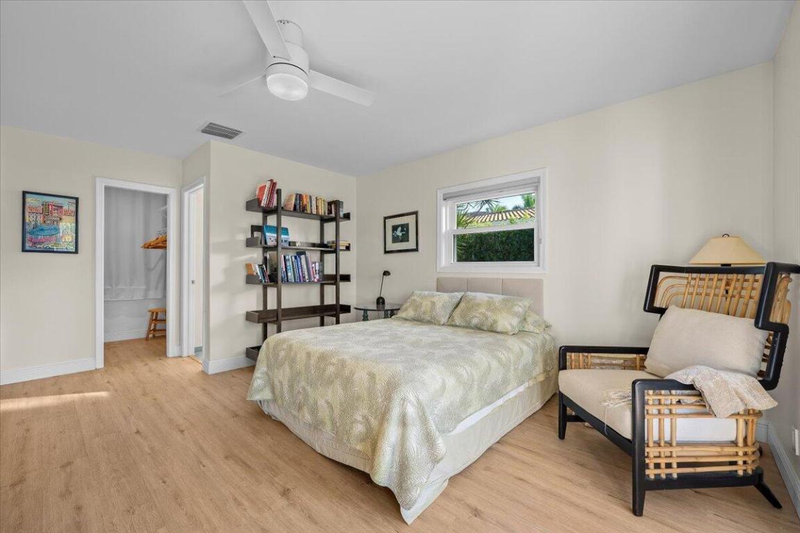 VENETIAN ISLES 3RD SEC - Residential