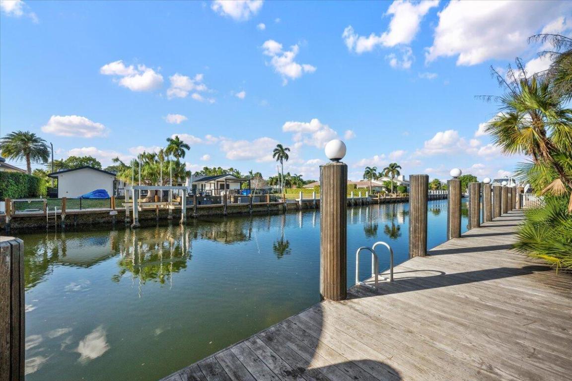 VENETIAN ISLES 3RD SEC - Residential