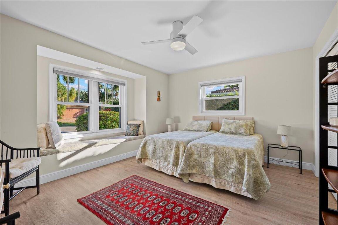 VENETIAN ISLES 3RD SEC - Residential