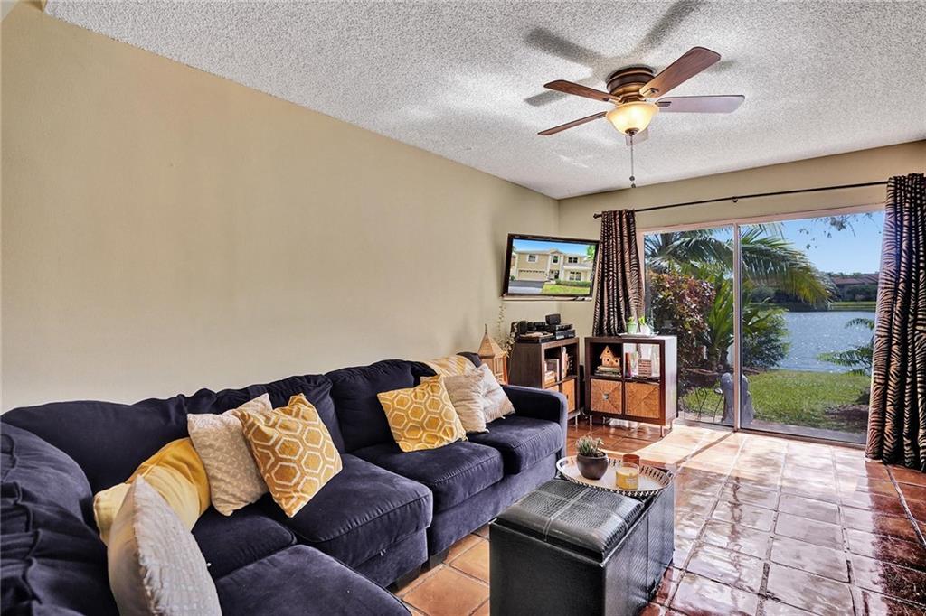 Jacaranda Prcl 215 129-43 - Residential