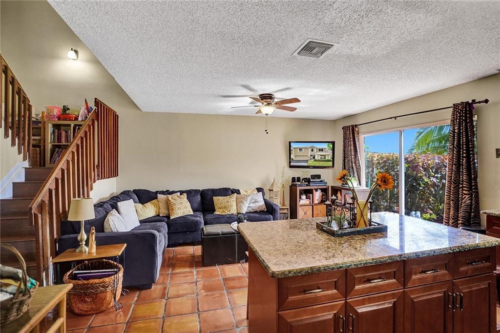 Jacaranda Prcl 215 129-43 - Residential