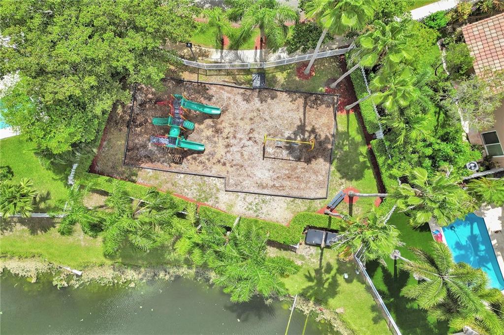 Jacaranda Prcl 215 129-43 - Residential