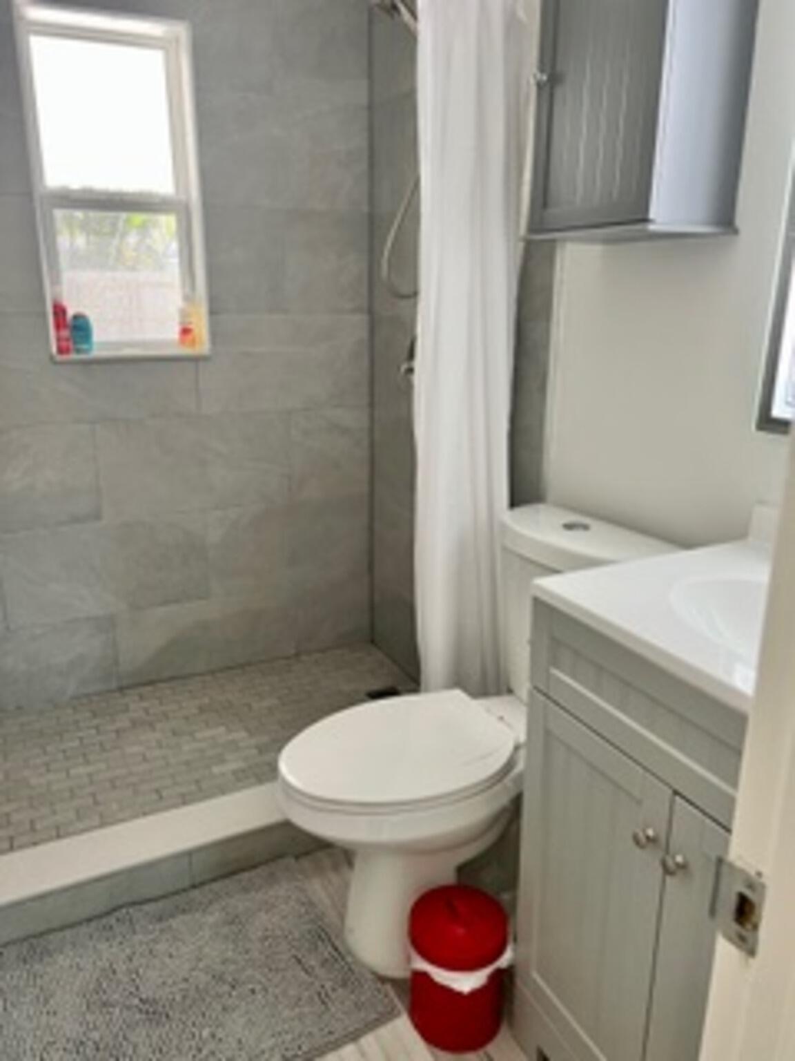 NORTH ANDREWS TERRACE - Residential