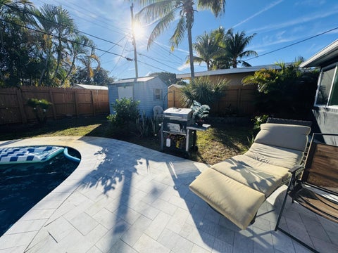 Tiny photo for 200 NE 56th Street #200, Oakland Park, FL 33334 (MLS # R11136253)
