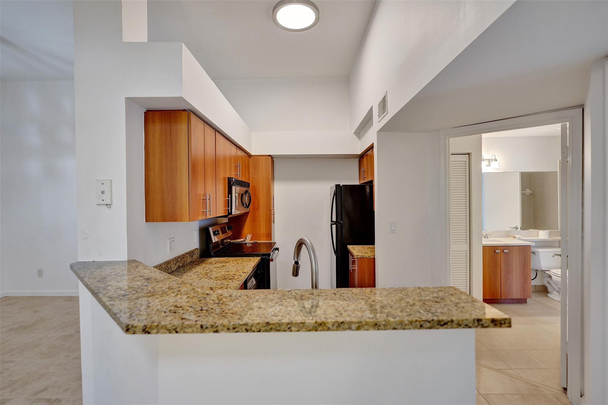 BAHIA AT DELRAY CONDO - Residential Lease