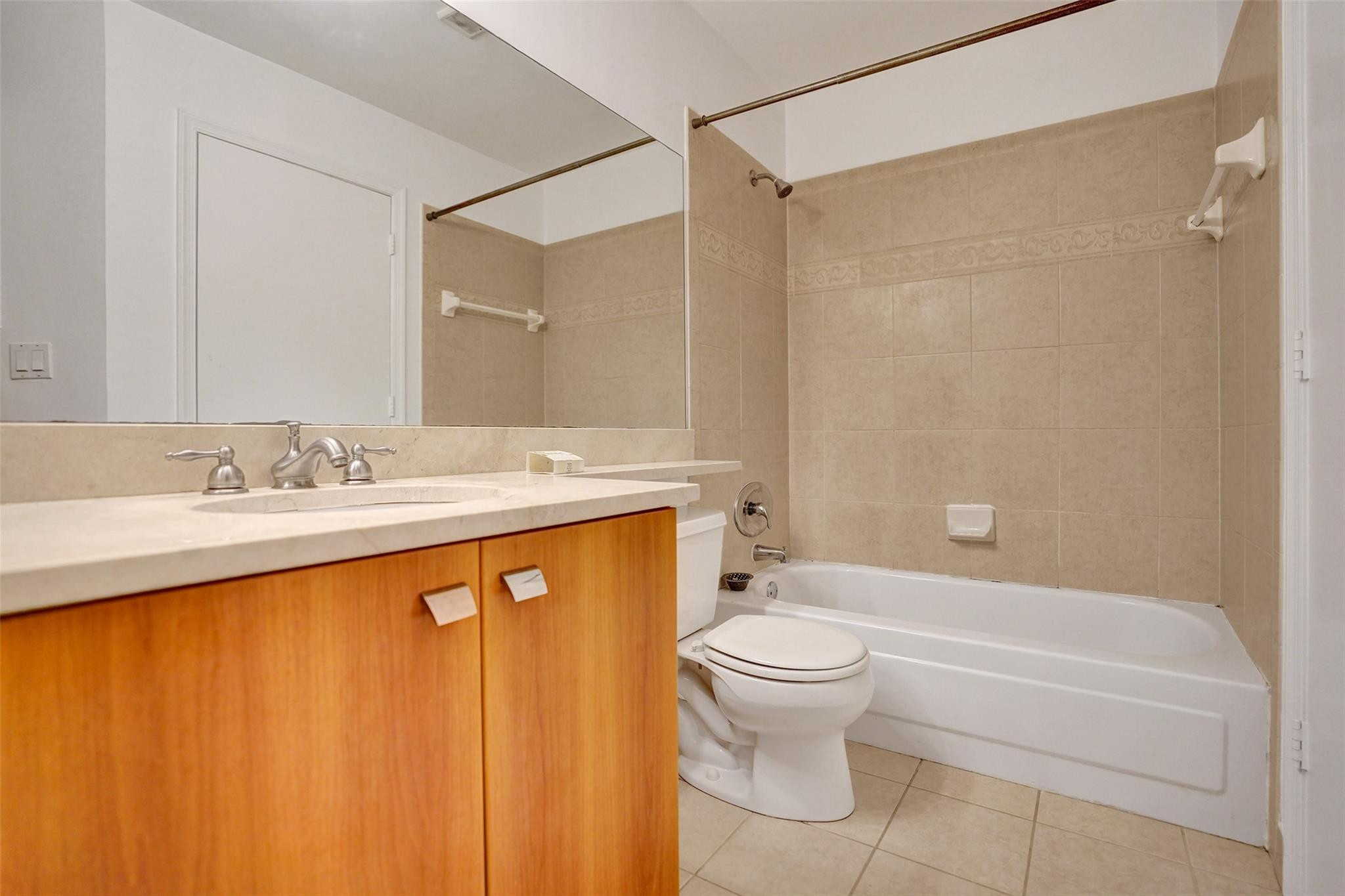 BAHIA AT DELRAY CONDO - Residential Lease