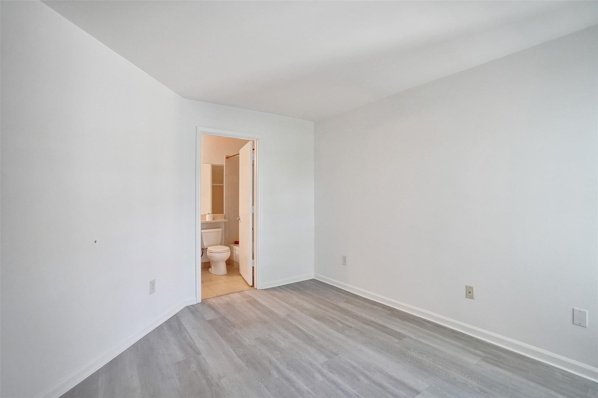 BAHIA AT DELRAY CONDO - Residential Lease