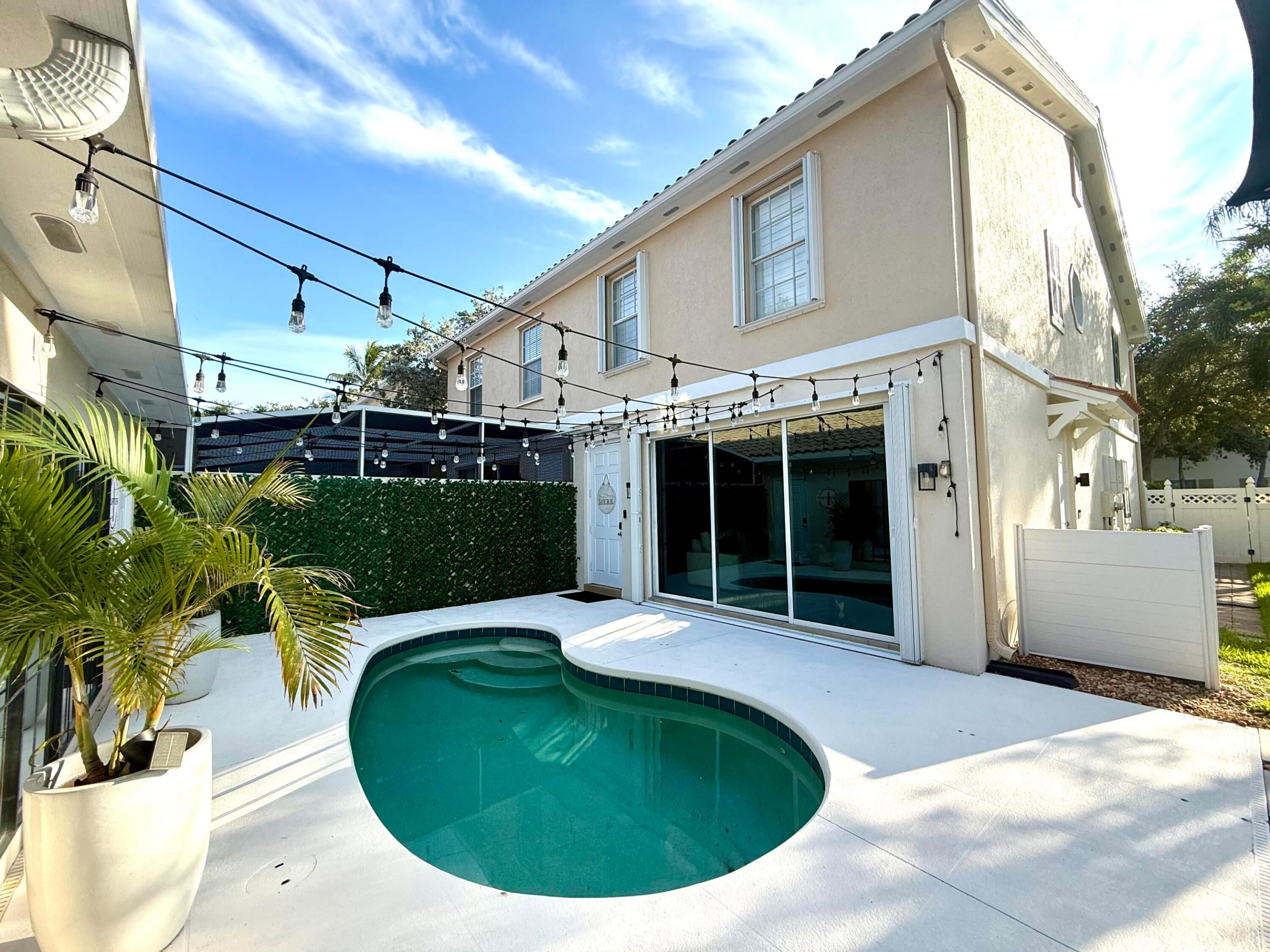 4122 Parkside Drive