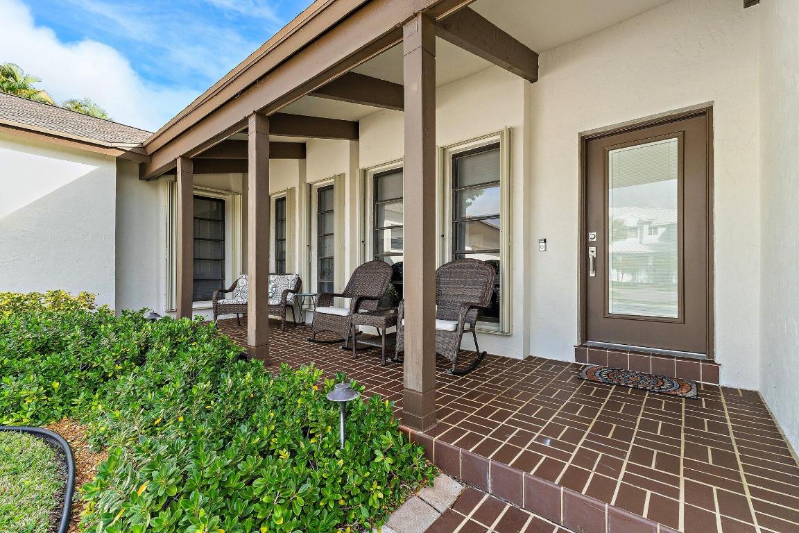 Tequesta Country Club - Residential