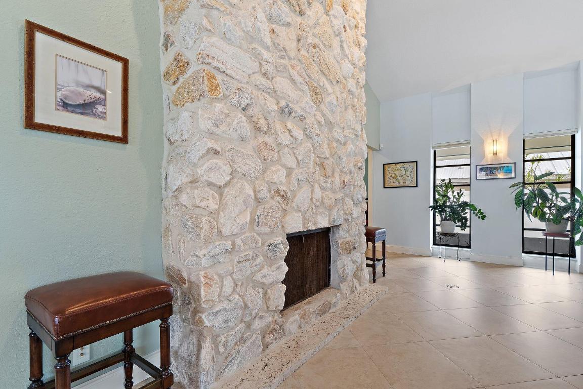 Tequesta Country Club - Residential